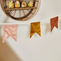 CASA LEON Festone Bandierine Rosso- Kids